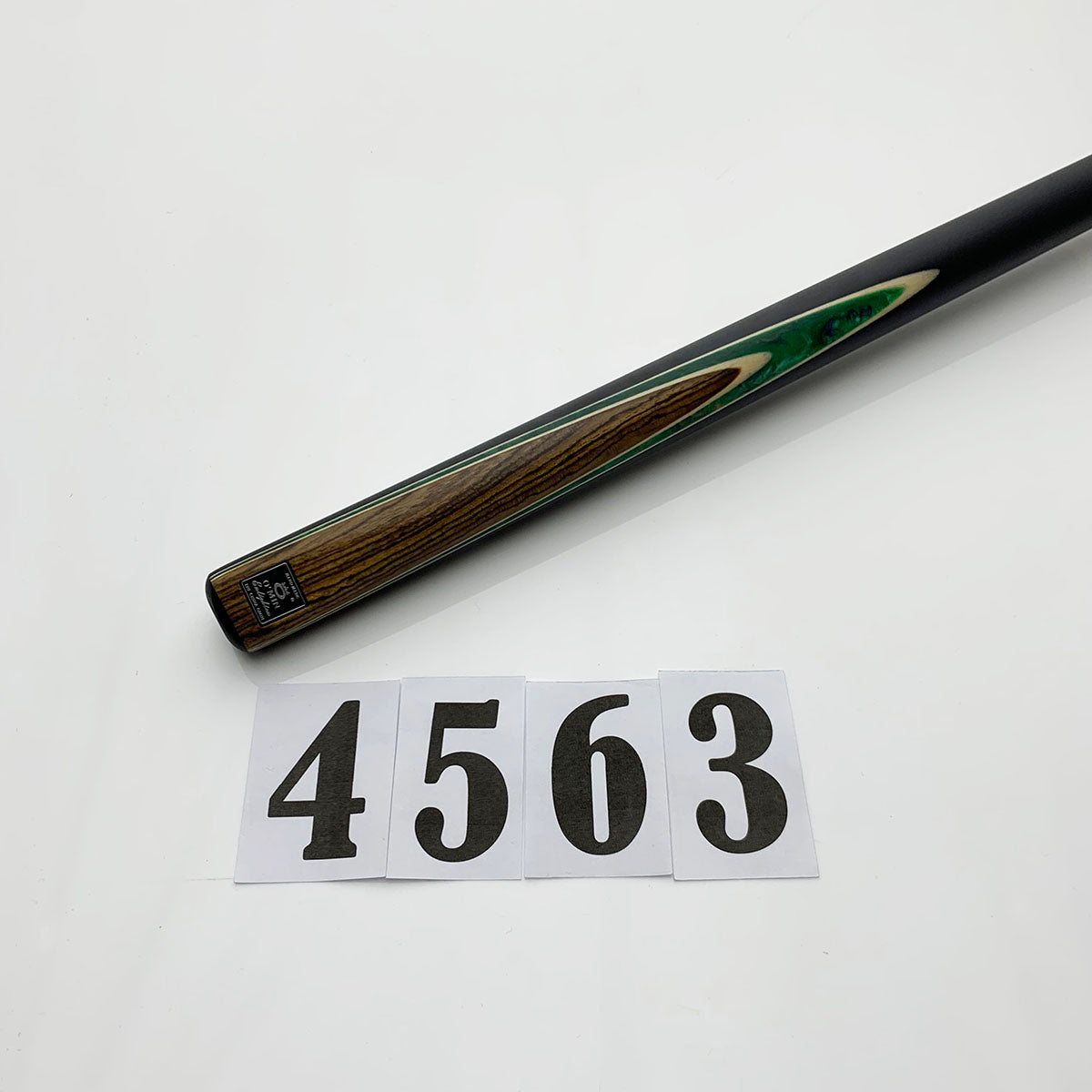 snooker cue