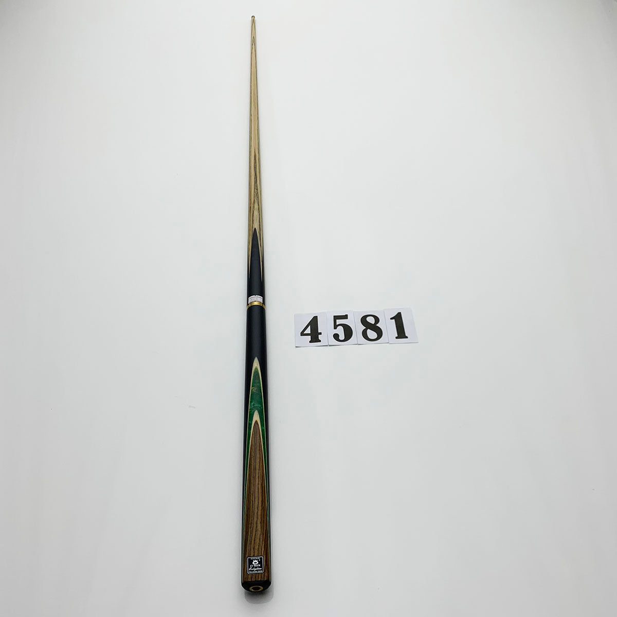 snooker cue