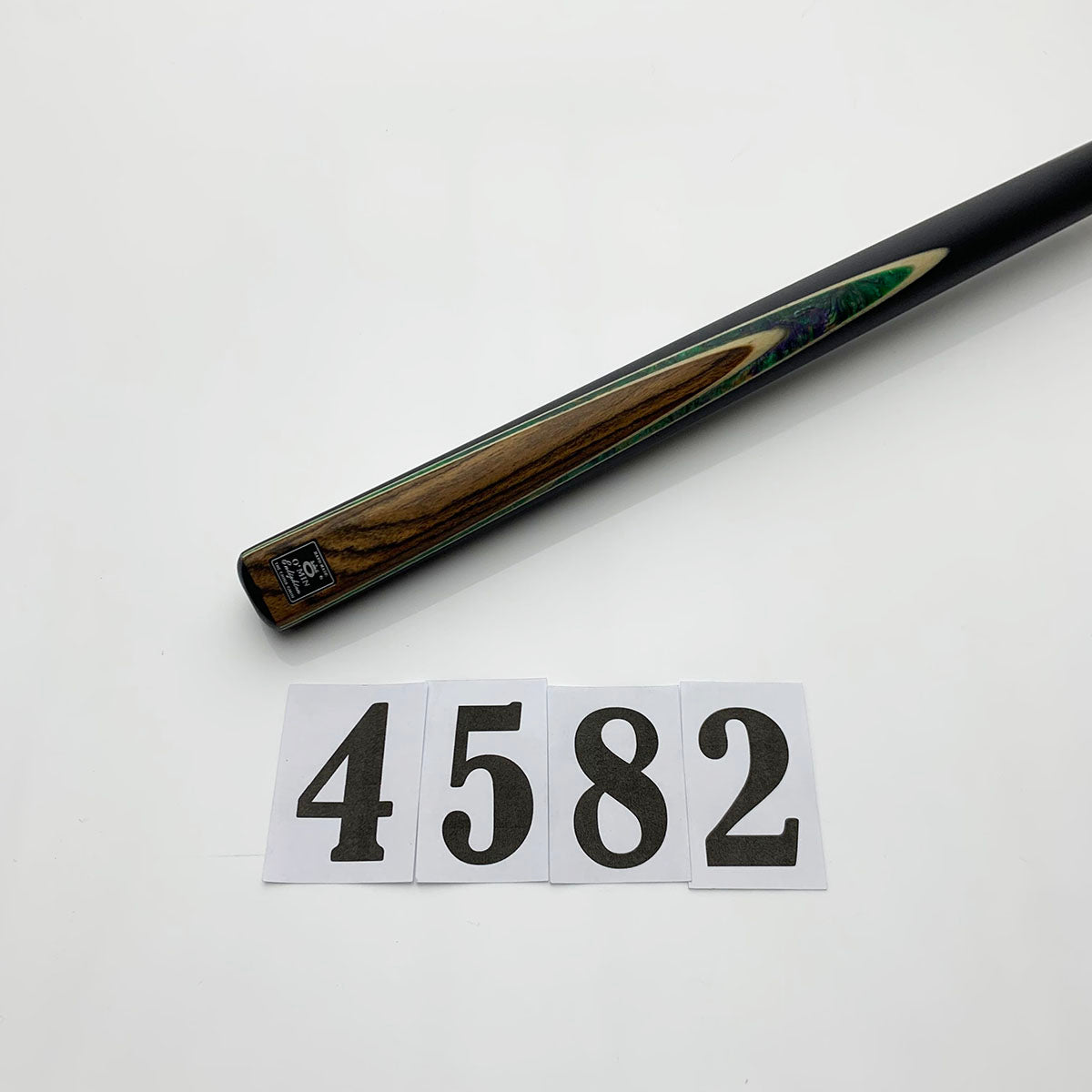 snooker cue