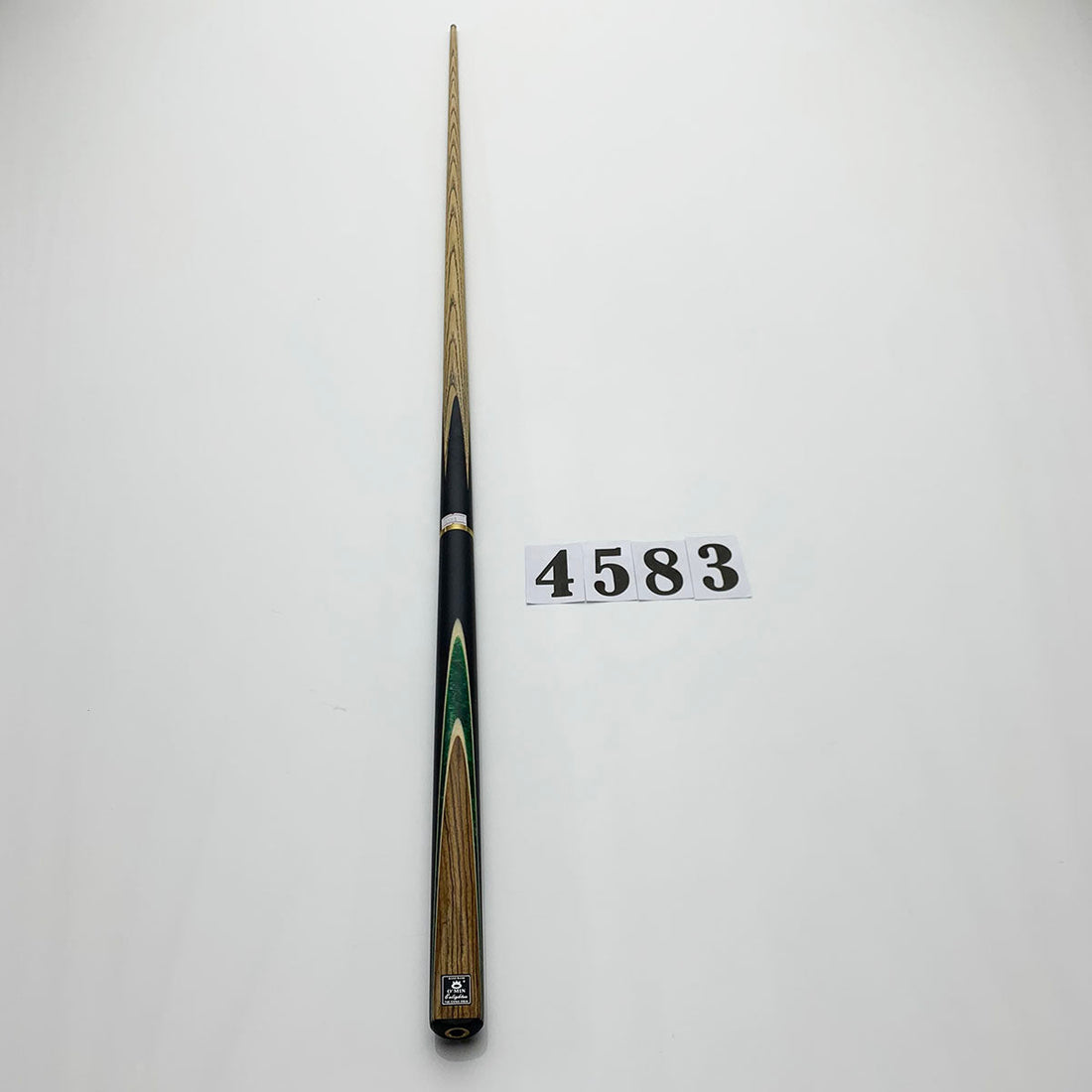 snooker cue