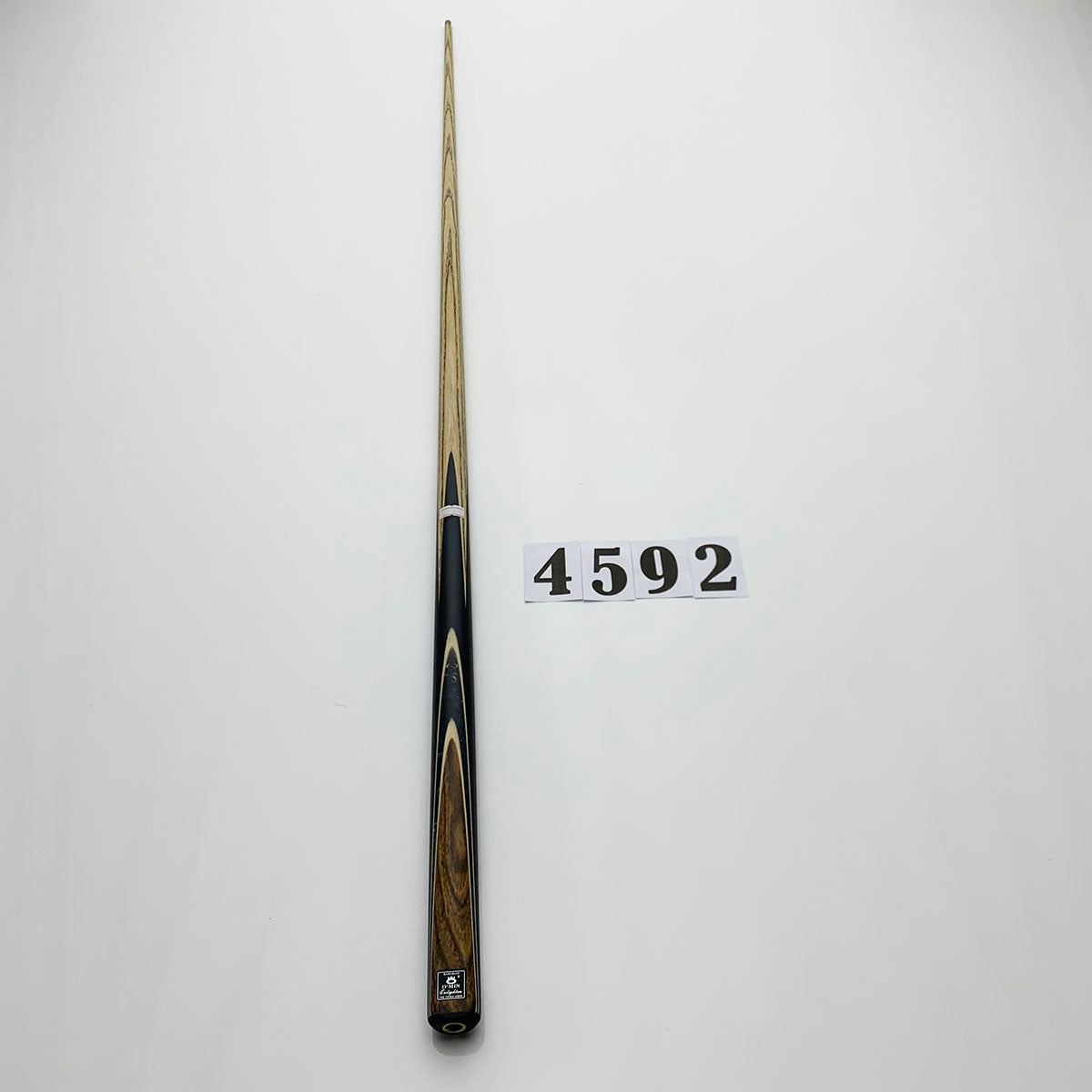 snooker cue