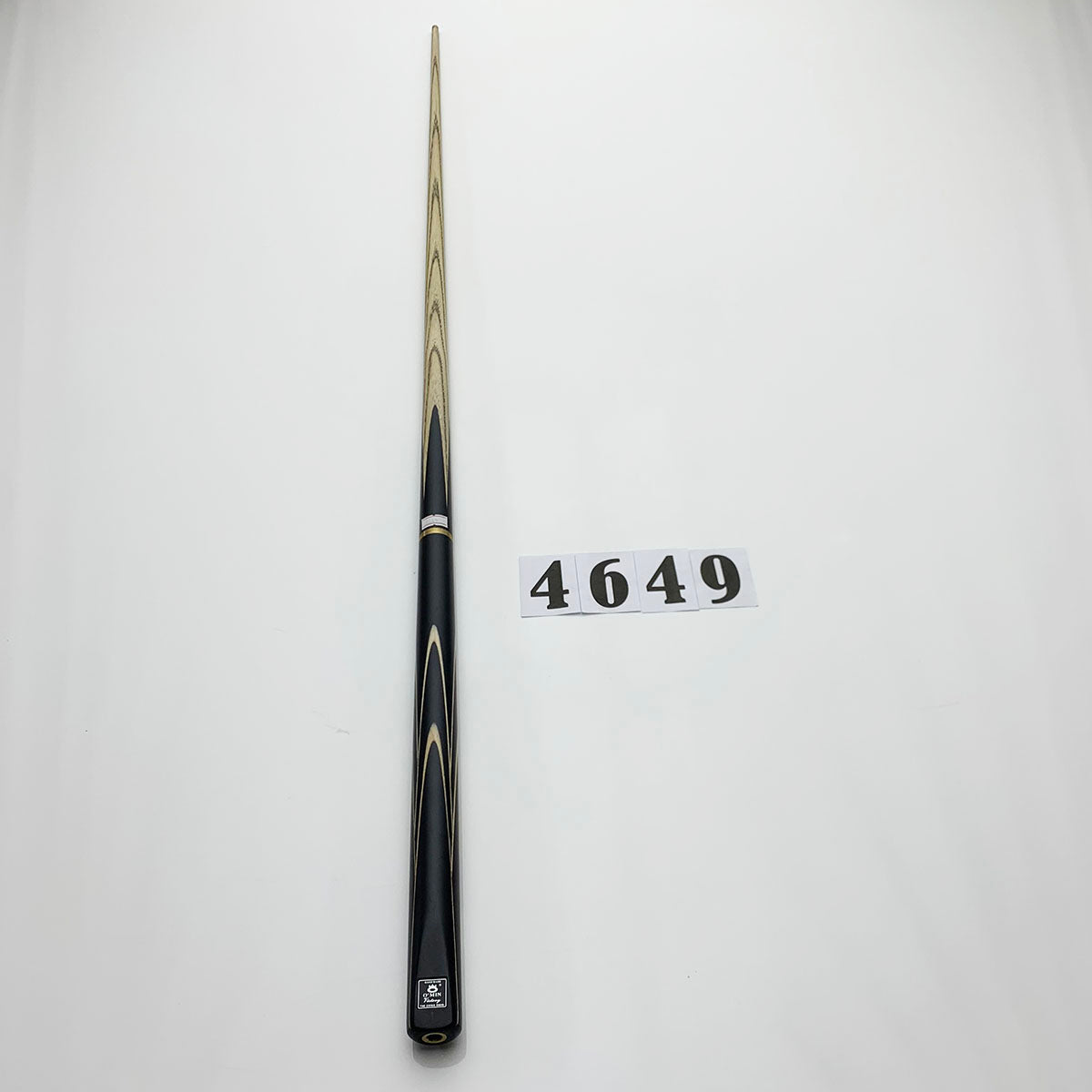 snooker cue