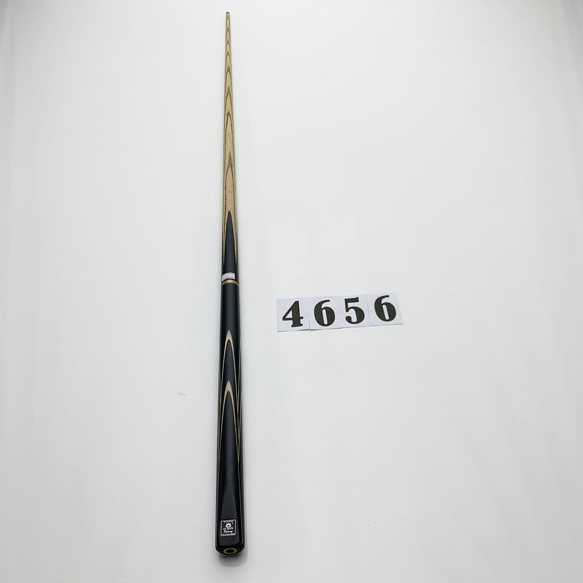 snooker cue