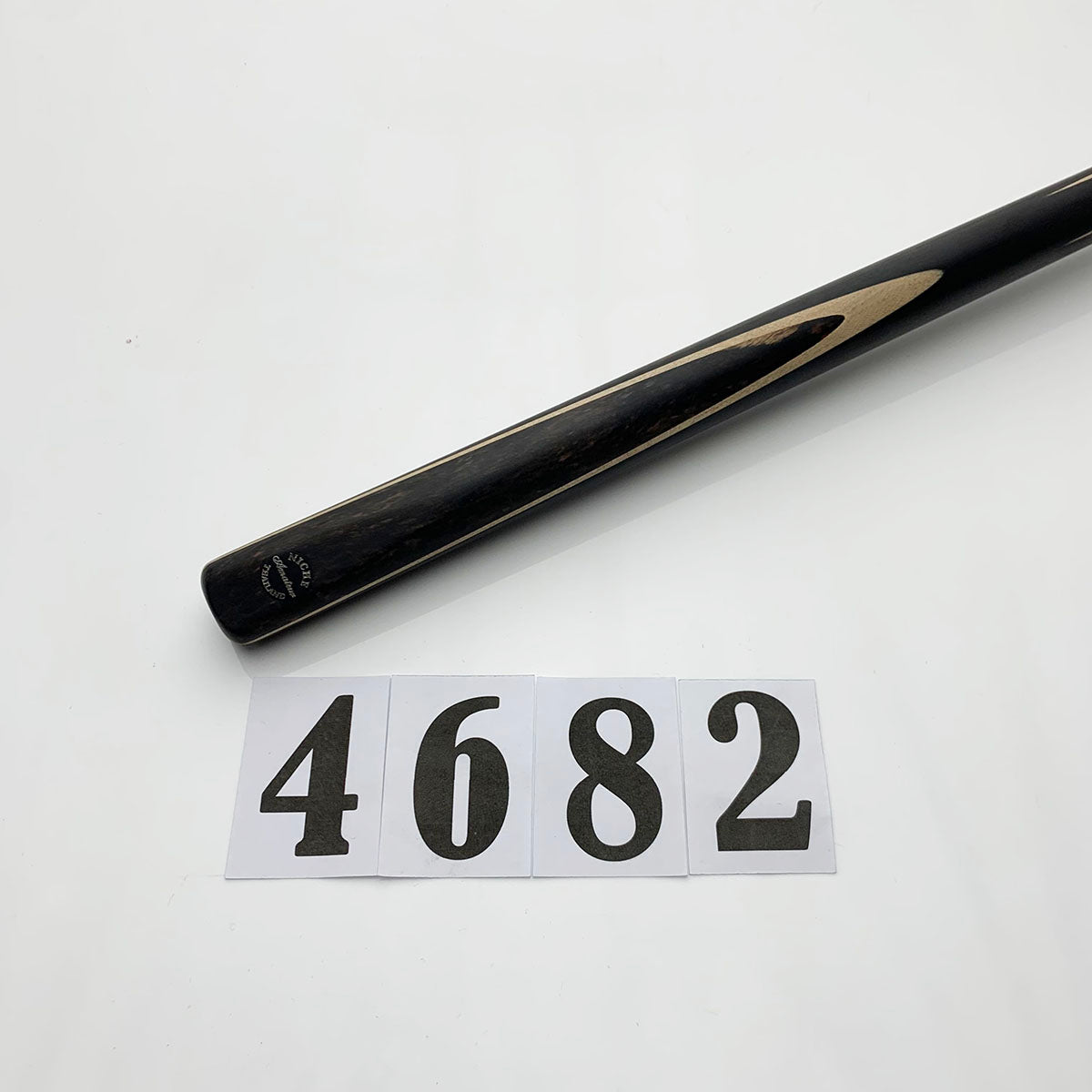 snooker cue