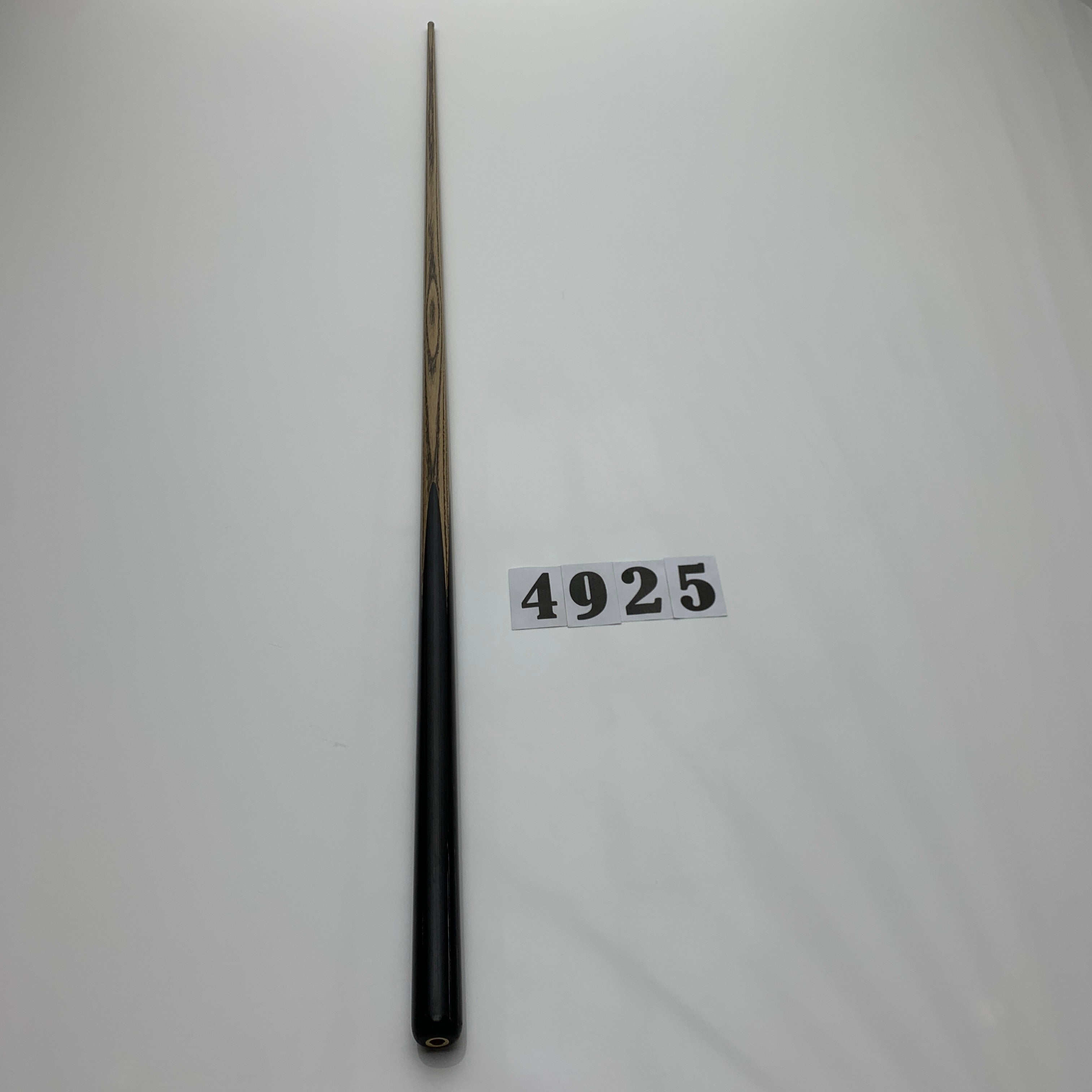 OMIN CUES | MAXIMUM 147 - WITH TITANTIUM FERRULE | 4925