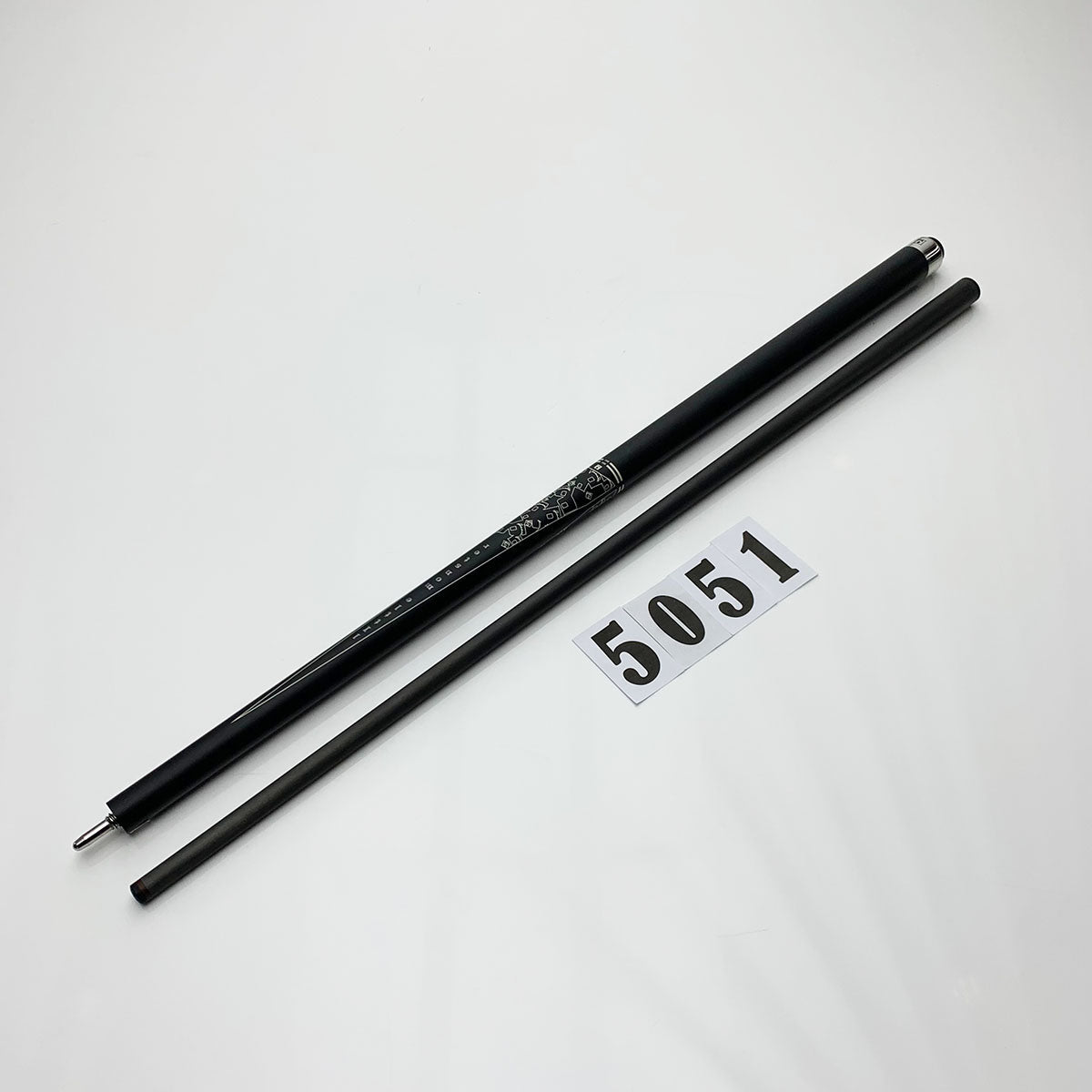 LITTLE MONSTER | PLAYING CUE - CARBON FIBER | 5051