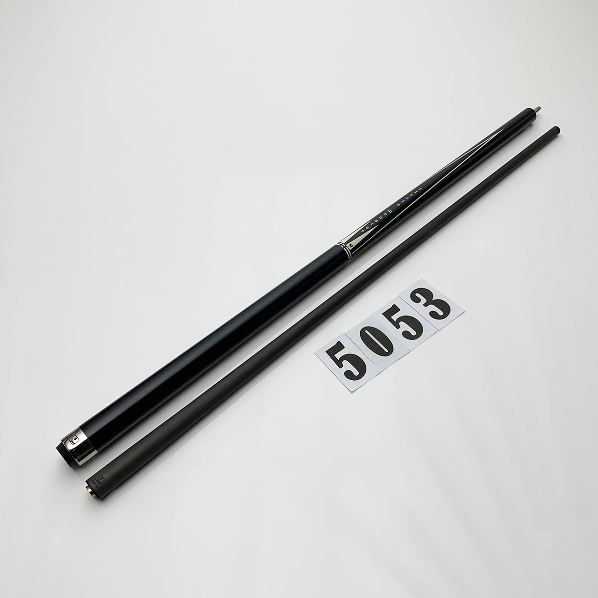 LITTLE MONSTER | PLAYING CUE - CARBON FIBER | 5053