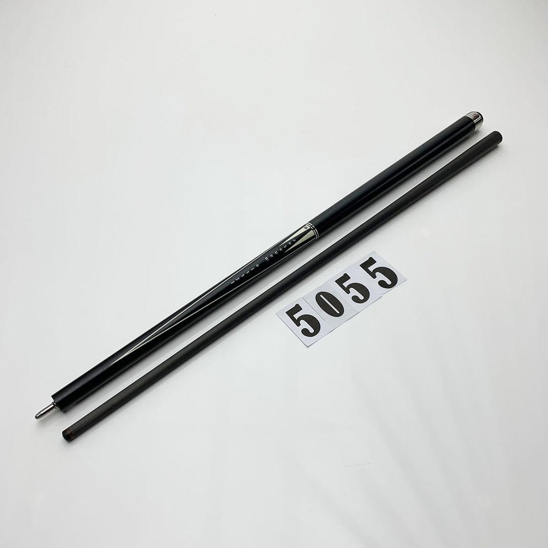 LITTLE MONSTER | PLAYING CUE - CARBON FIBER | 5055