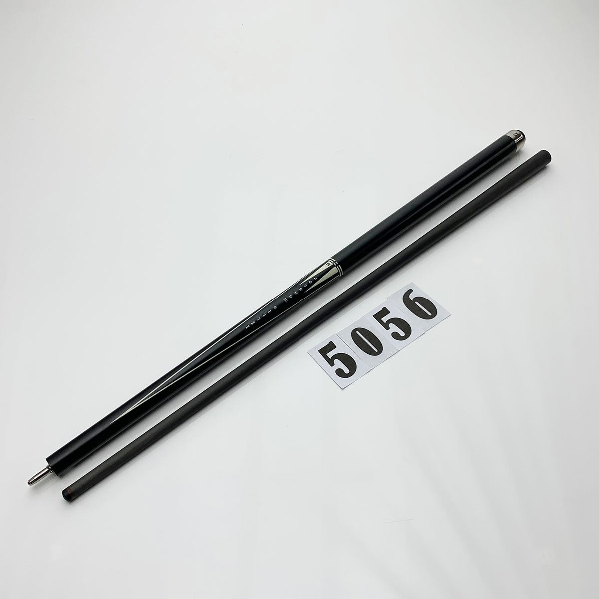 LITTLE MONSTER | PLAYING CUE - CARBON FIBER | 5056