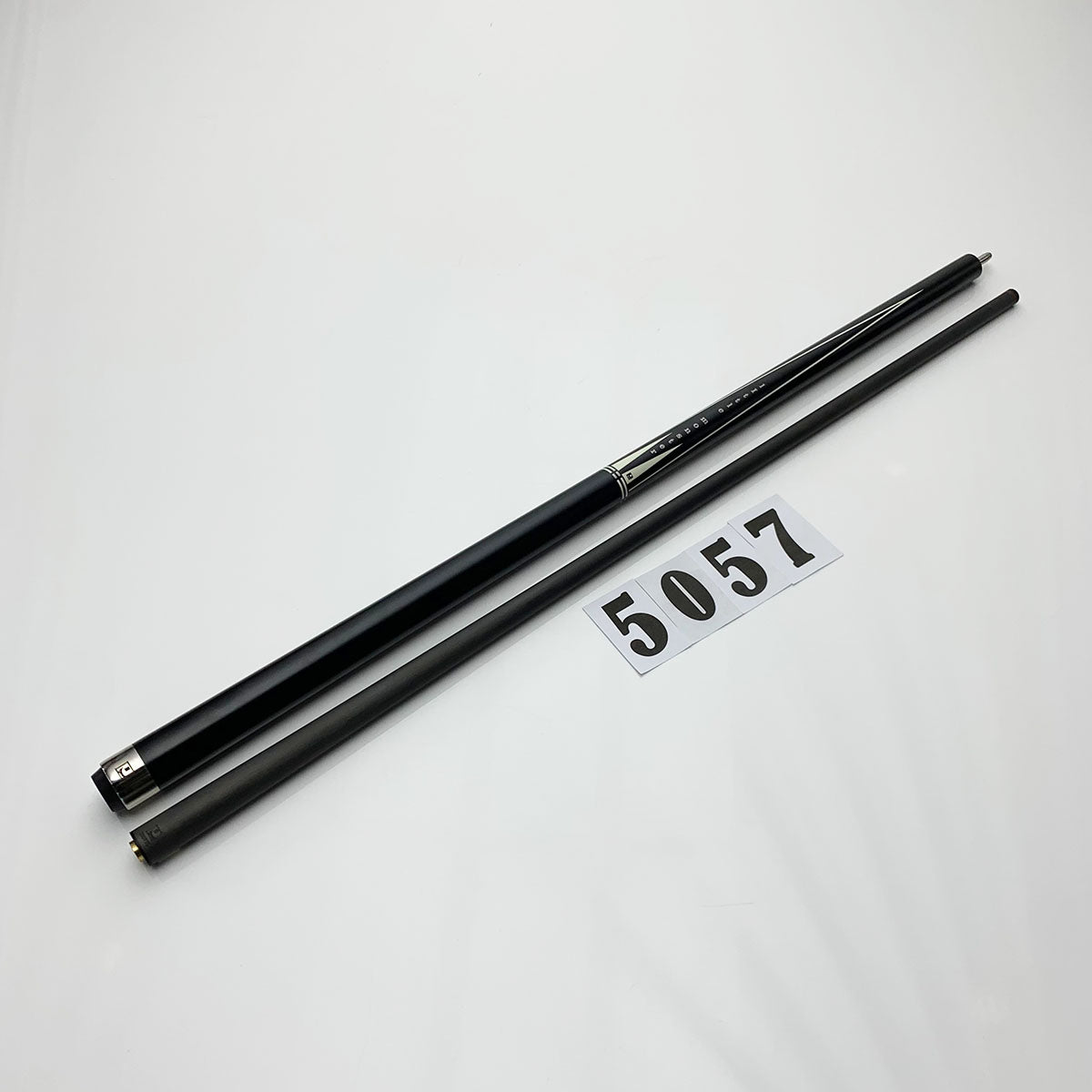 LITTLE MONSTER | PLAYING CUE - CARBON FIBER | 5057