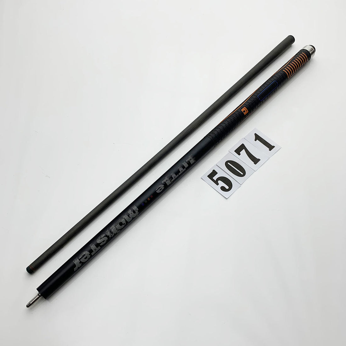 LITTLE MONSTER | PLAYING CUE - CARBON FIBER | 5071