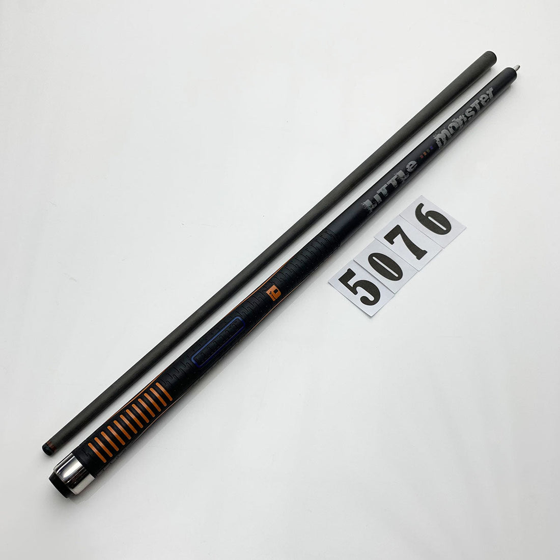 LITTLE MONSTER | PLAYING CUE - CARBON FIBER | 5076