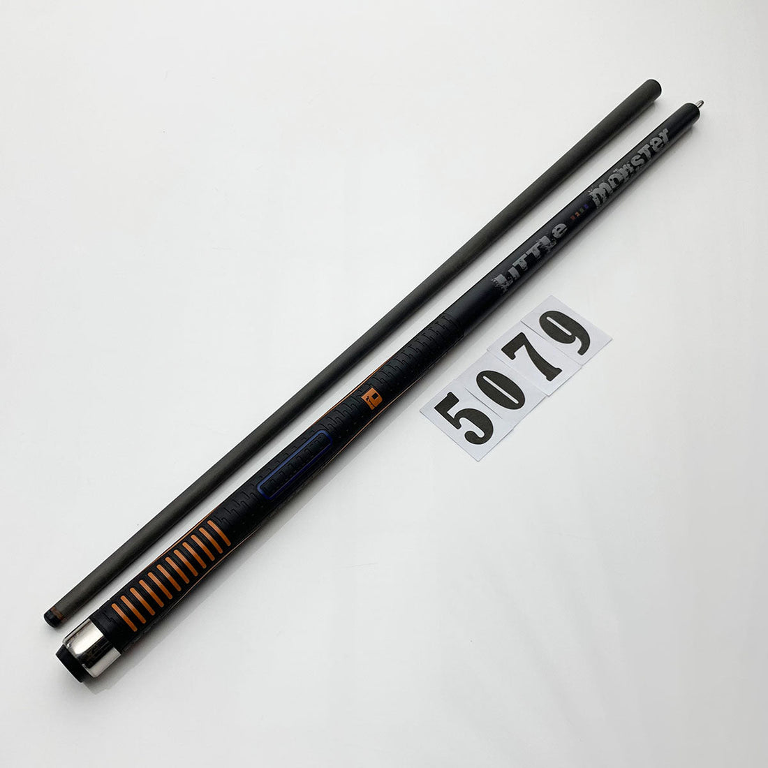 LITTLE MONSTER | PLAYING CUE - CARBON FIBER | 5079