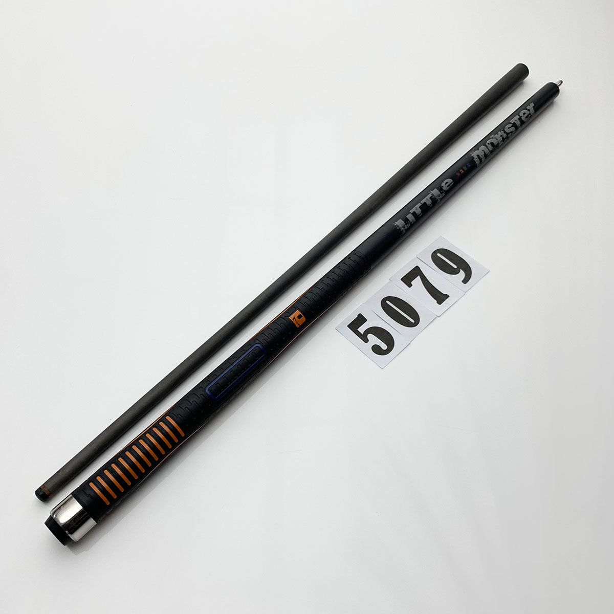 LITTLE MONSTER | PLAYING CUE - CARBON FIBER | 5079