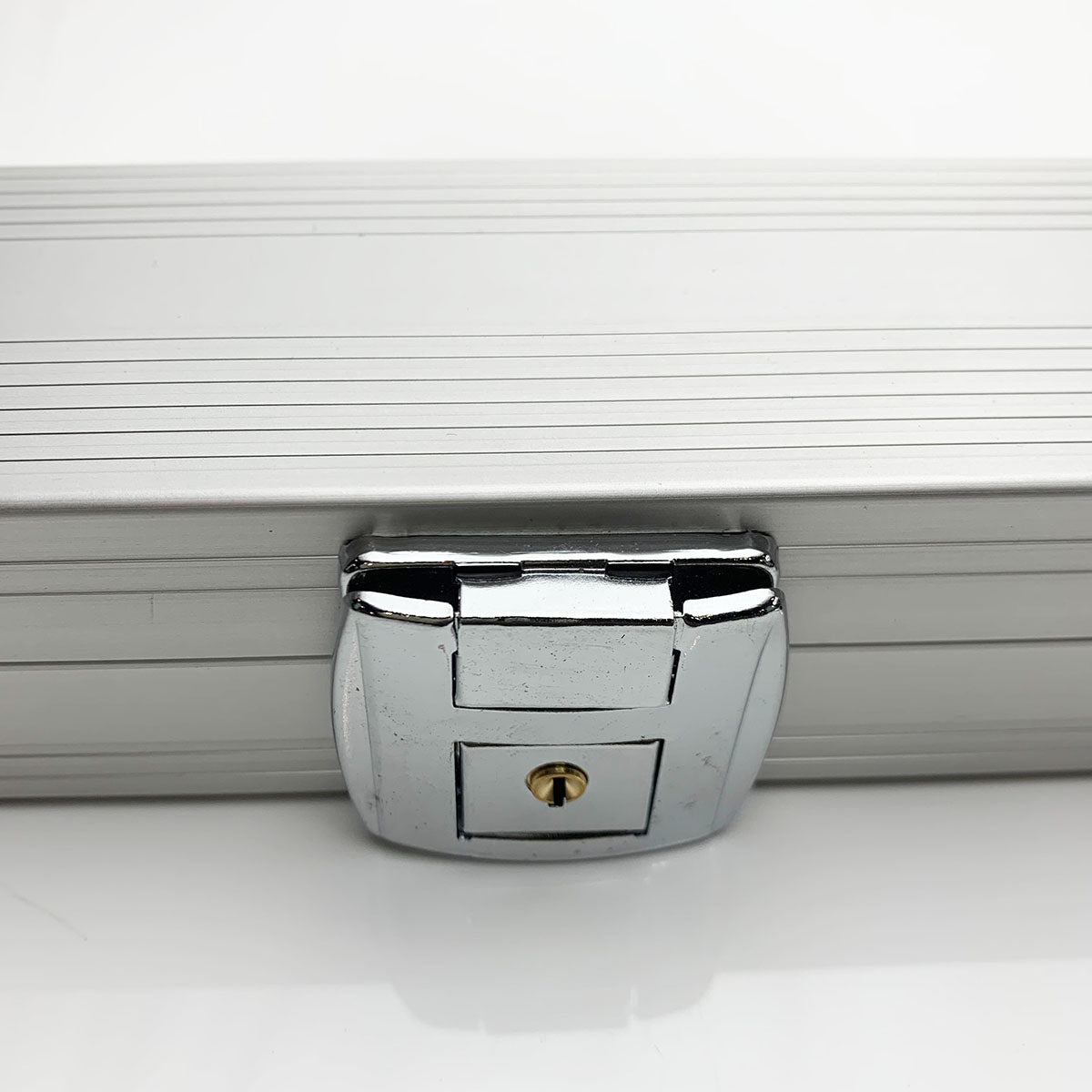 Snooker Alley | Aluminium Cue Case with Lock (Half Joint) | 6168