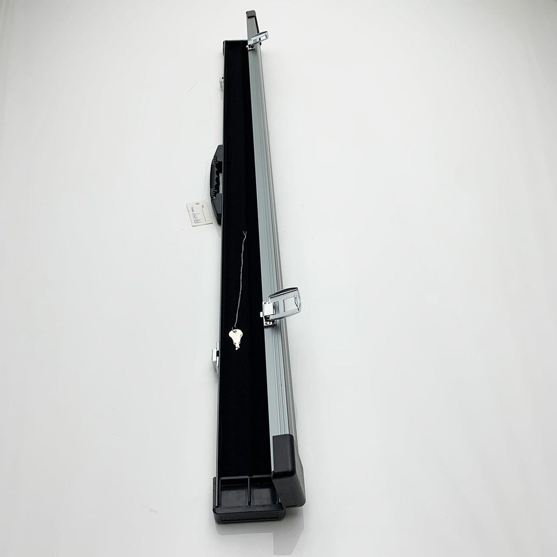 Snooker Alley | Grey Striped Aluminium Cue Case with Lock (3/4 Joint) | 6173