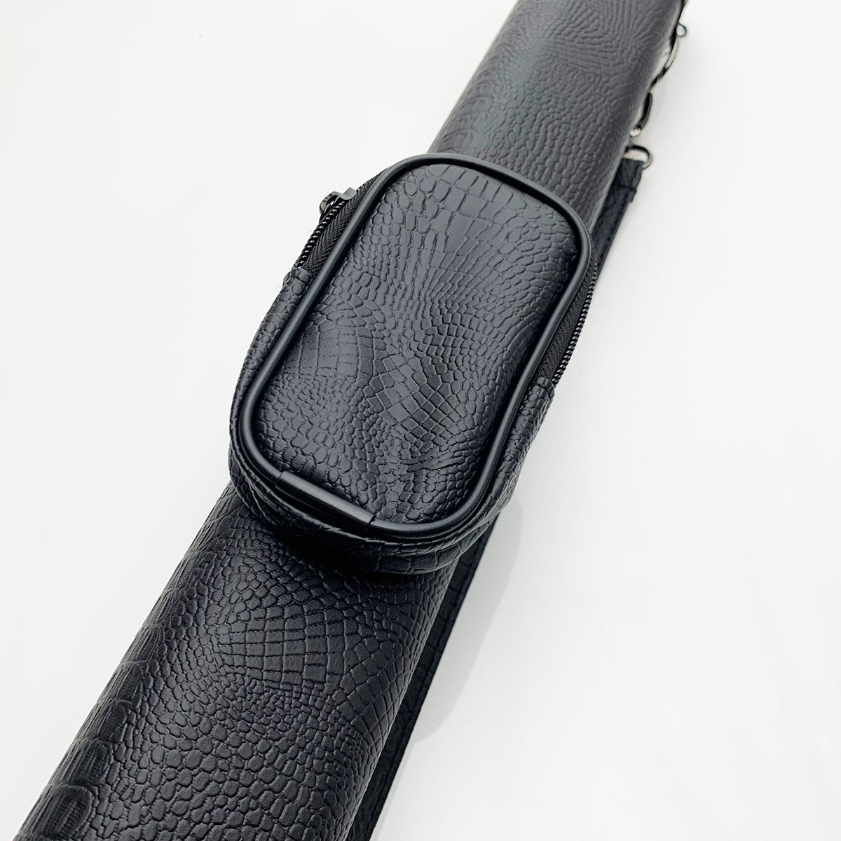 Snooker Alley | Triangle-Shaped Black Tubular Single-Joint Cue Case | 6185