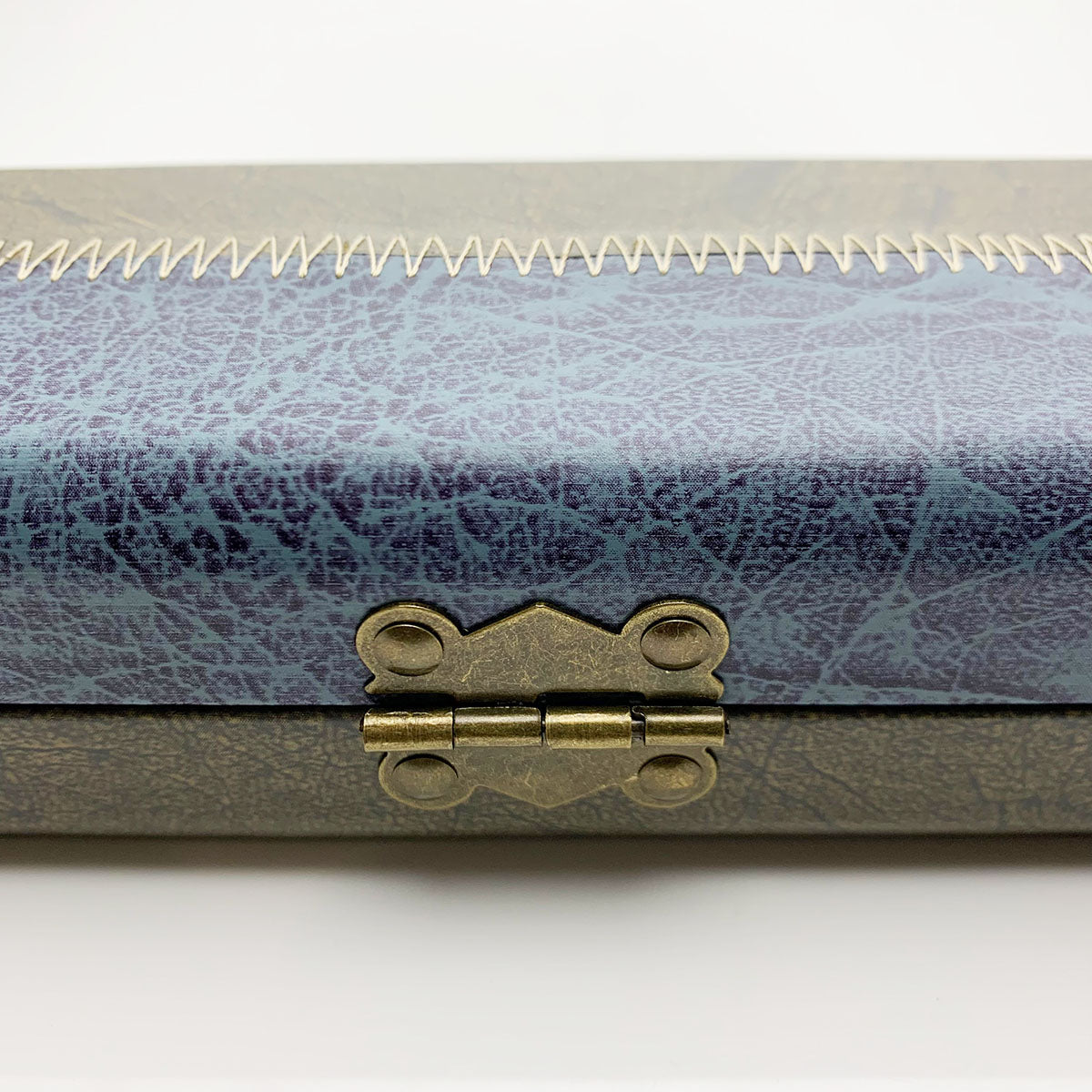 Snooker Alley | Blue & Green Wooden Single-Piece Cue Case | 6189