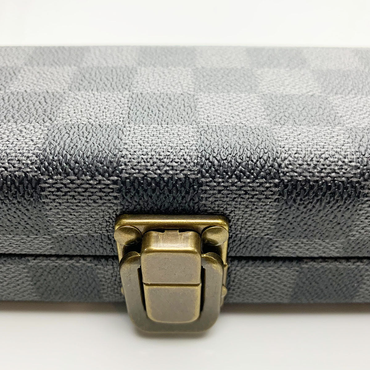 Snooker Alley | Grey & Black Checkered Single-Piece Cue Case | 6190