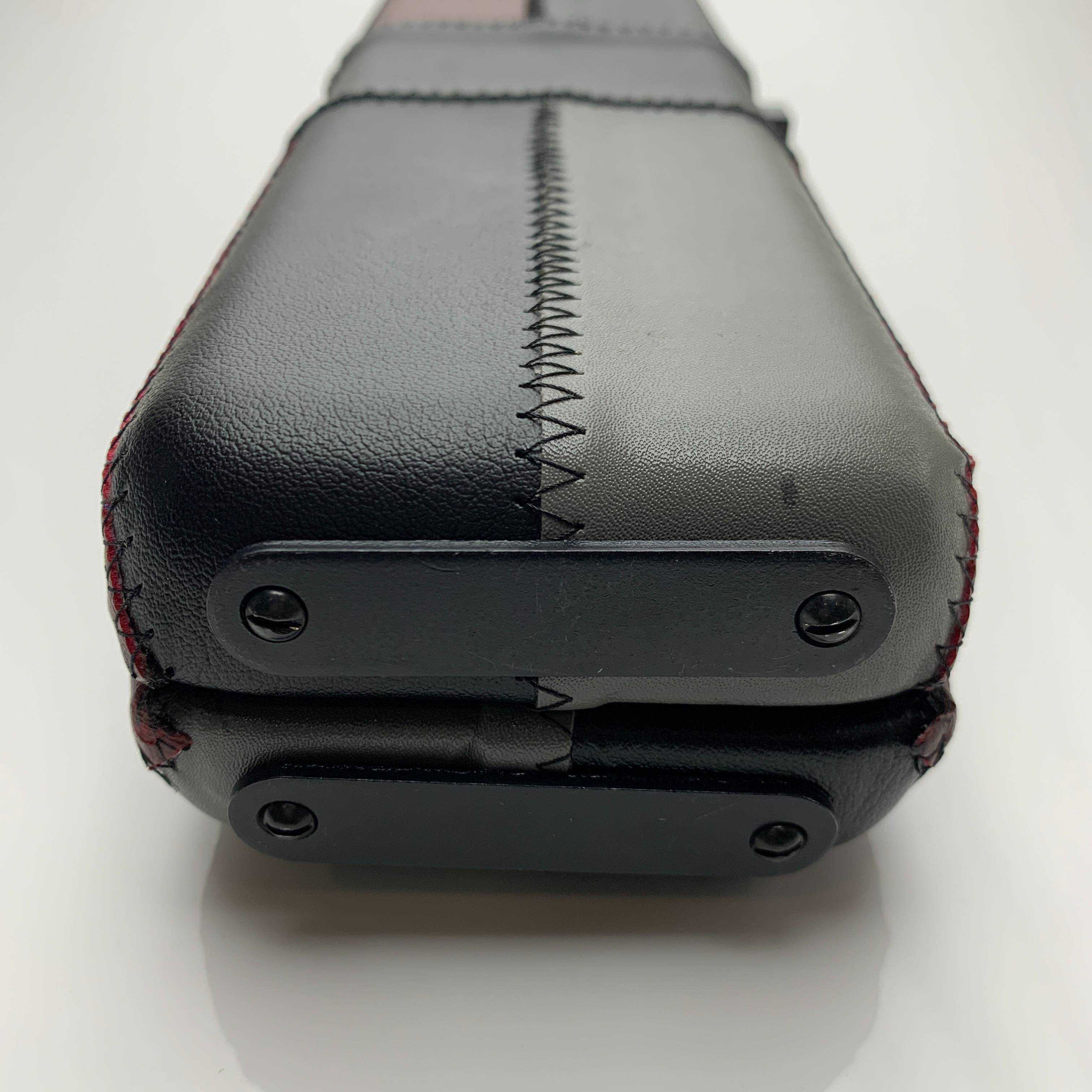 Snooker Alley | Crimson Block Patch Leatherette Single Piece Cue Case | 6204